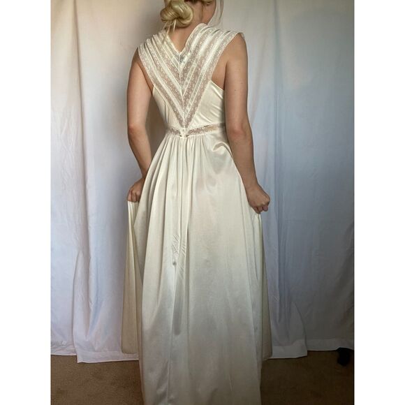 Vintage Lily of France Two Piece Nightgown Set Long Dress and Robe with Lace - Picture 3 of 12